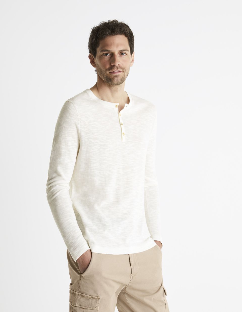 Pull léger col henley en coton mélangé