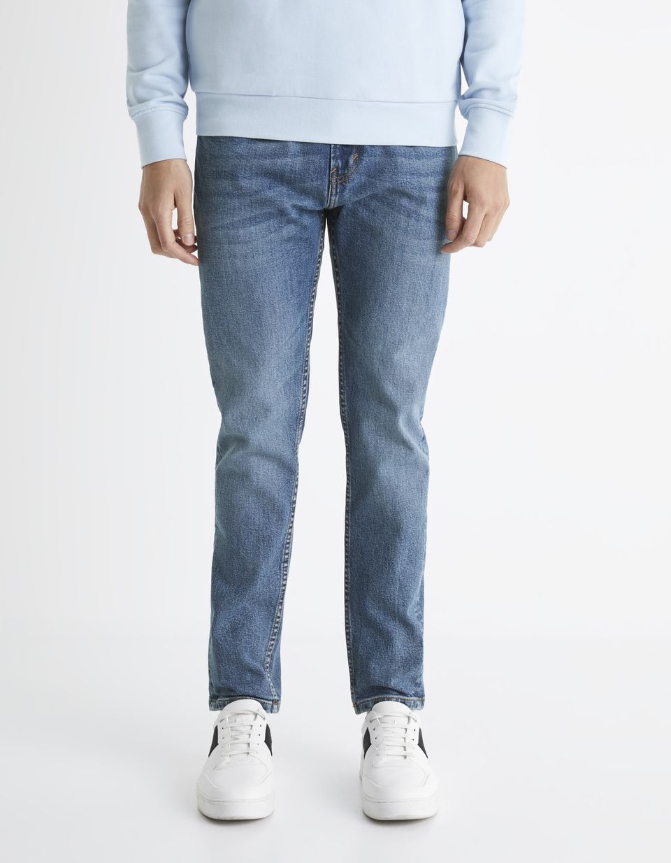 Jean slim tapered C25