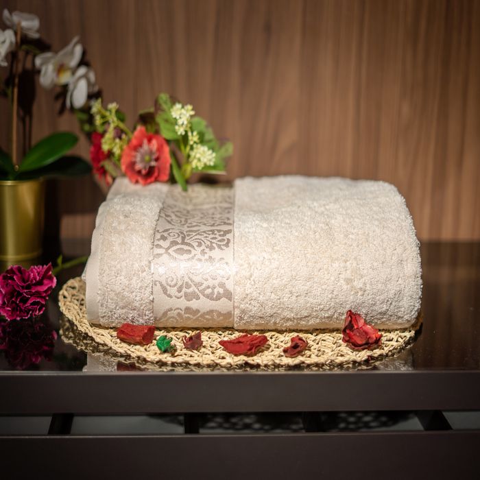 SERVIETTE BAIN FLORA 450G CHAMPAGNE