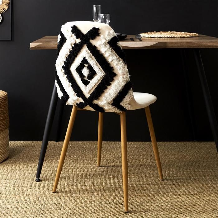 LAGOS -  Chaise avec des pieds imitation bois – Beige / Noir