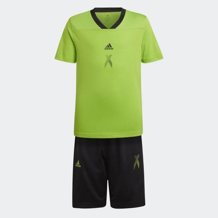 ENSEMBLE D'ÉTÉ X INSPIRÉ DU FOOTBALL