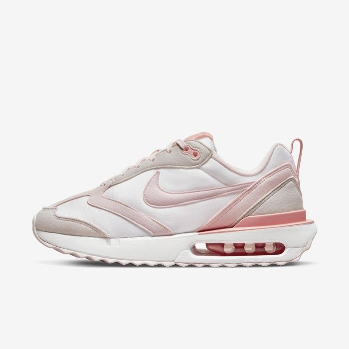 BASKET W NIKE AIR MAX DAWN
