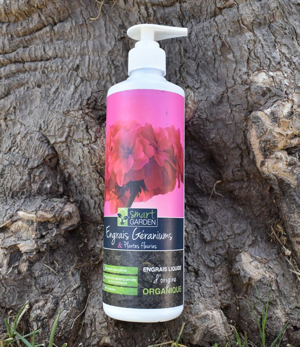ENGRAIS LIQUIDE GERANIUMS ET PLANTES FLEURIES SMART GARDEN 500ML