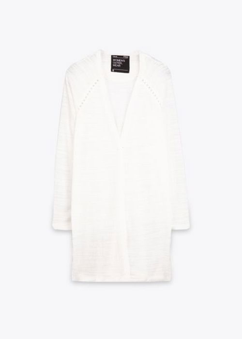 GILET AVEC DENTELLE