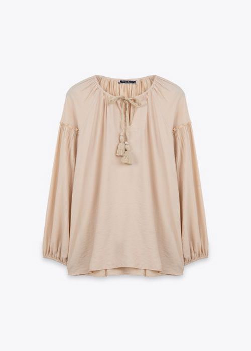 BLOUSE A DECOUPES