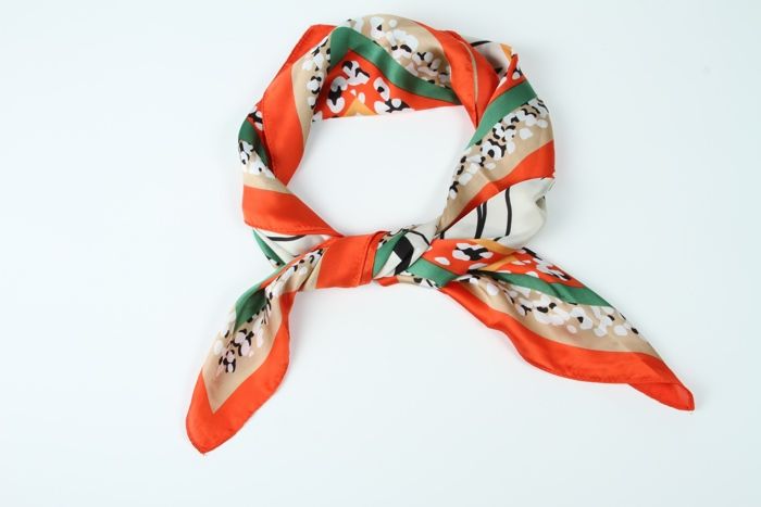 FOULARD PES E20 0.70 X 0.70