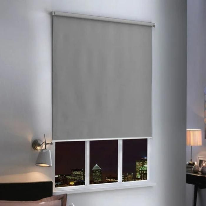 Store a bandes verticales gris 100x200cm