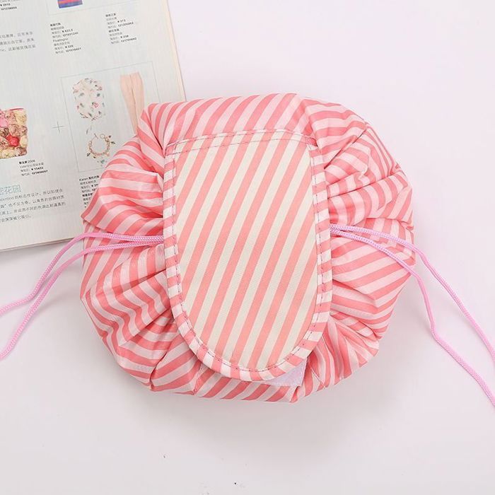 Pochette cosmétique à cordon Motif lignes