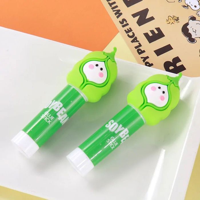 Colle solide aux petits pois