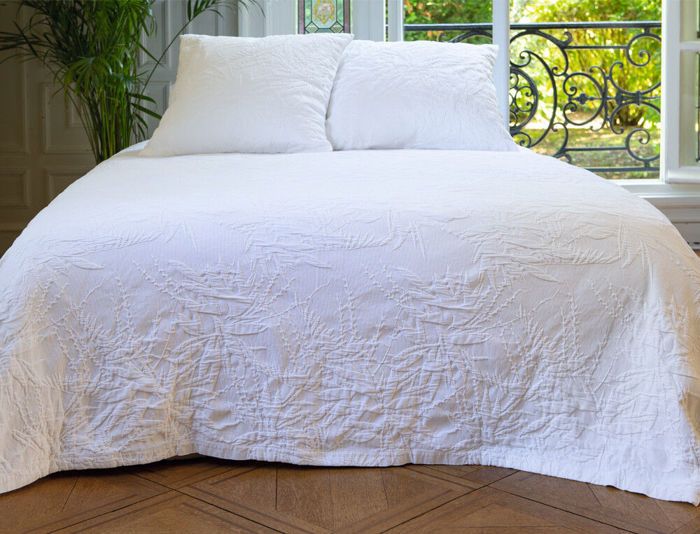 AU FIL DES REVES JETE DE LIT 240/260 CM BLANC