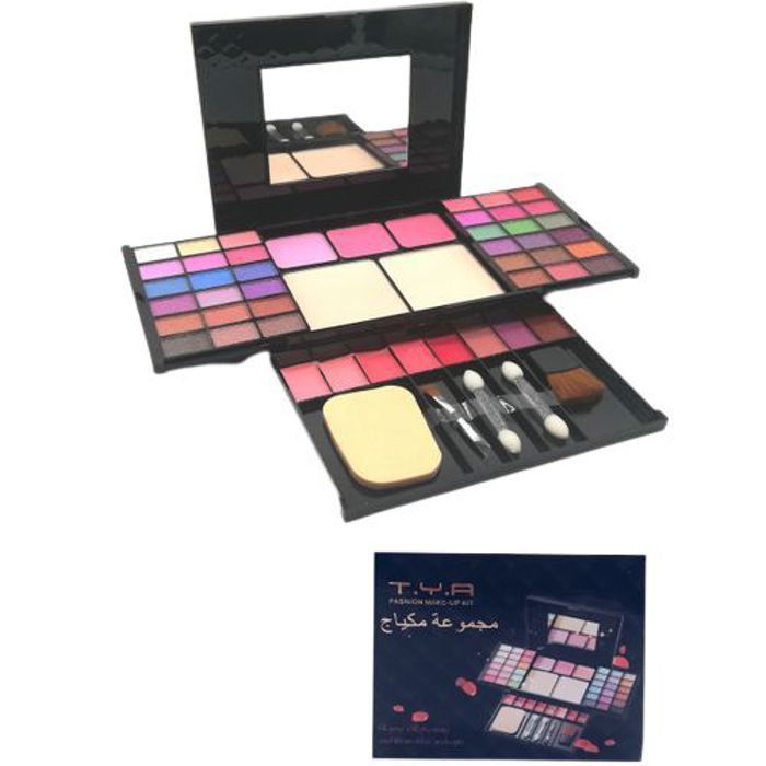 Palette de maquillage, maxi coffret pro de Relooking complet. Tous les produits nécessaires regrouper.
