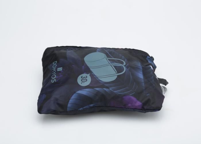 Sac de fitness - DECATHLON - Imprimé jungle - 30L - Pliable - Poche intérieure zippée - Couleur Aléatoire
