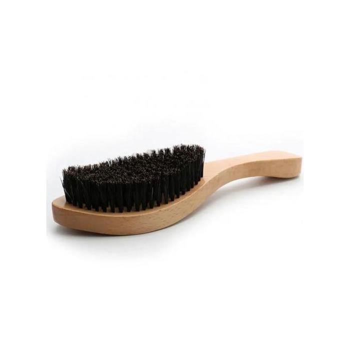 brosse avec manche marron