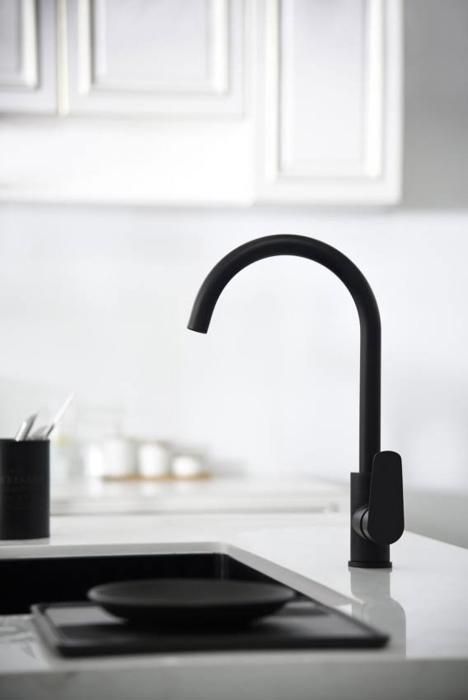 Mitigeur Cuisine sur table Noire Mat Série Lila - MOMALI