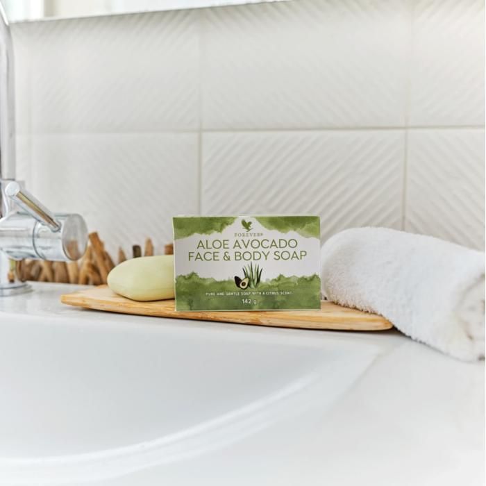 Savon - Aloe - Visage et Corps - 142 g - Hypoallergénique - Huile d'avocat et Aloe vera