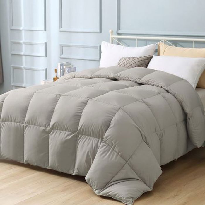 Couette Gris Moyen  Microgel Antiallergique -Sensation Duvet- 240x260 cm (2Places) + 2TO Offerts - Lits: 180-200