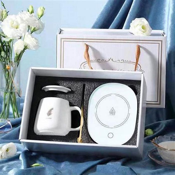 Tasse chauffante pour thé ou café