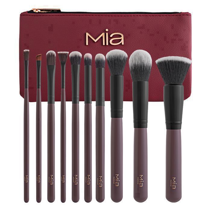 ESSENTIAL BRUSH SET