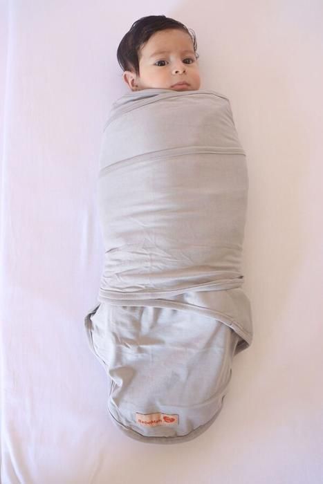 Couverture d'emmaillotage gris