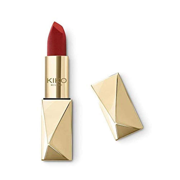 Holiday Gems Lasting Luxury Matte Lipstick 08 Cherry Pie.