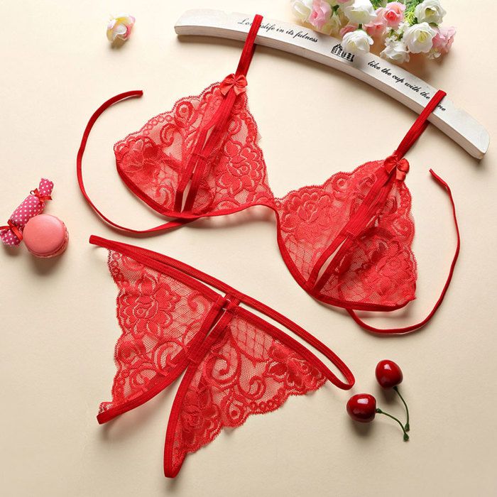 Deux pièces bikini rouge ouverte
