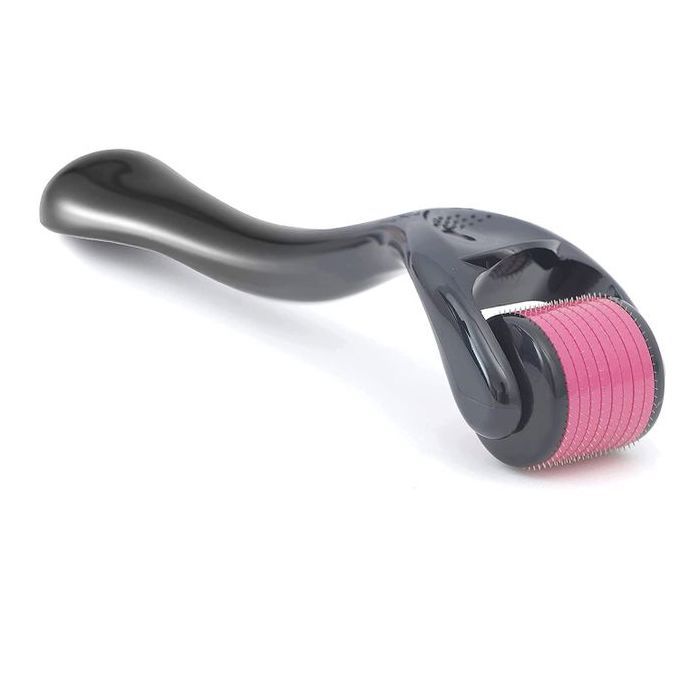Derma Roller Rouleau pour visage anti cellulite et vergetures