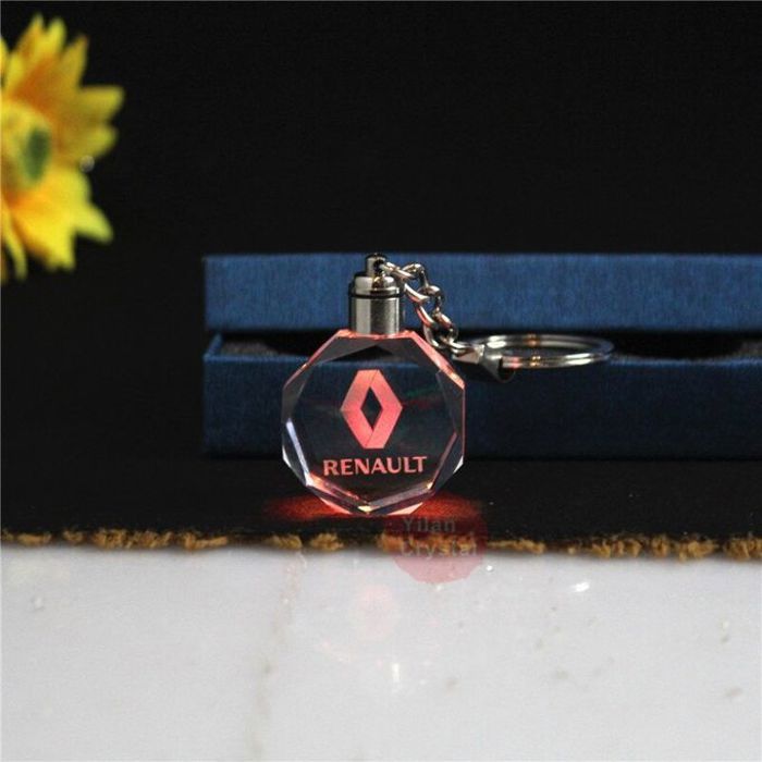 Porte clé 3D en Crystal avec le logo du Renault lumineux multicolore + avec boite cadeau