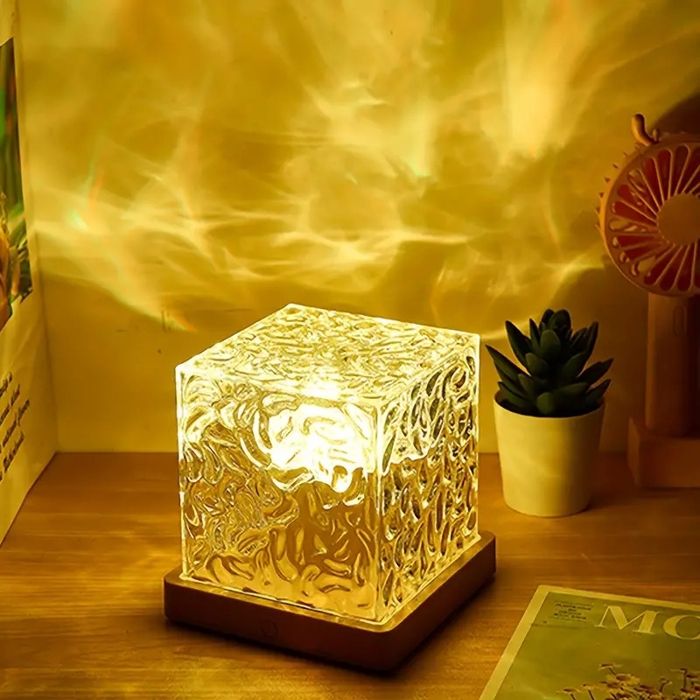 Lampe de Table Rotative à Motif d’Eau RVB – Projection LED d’Ambiance