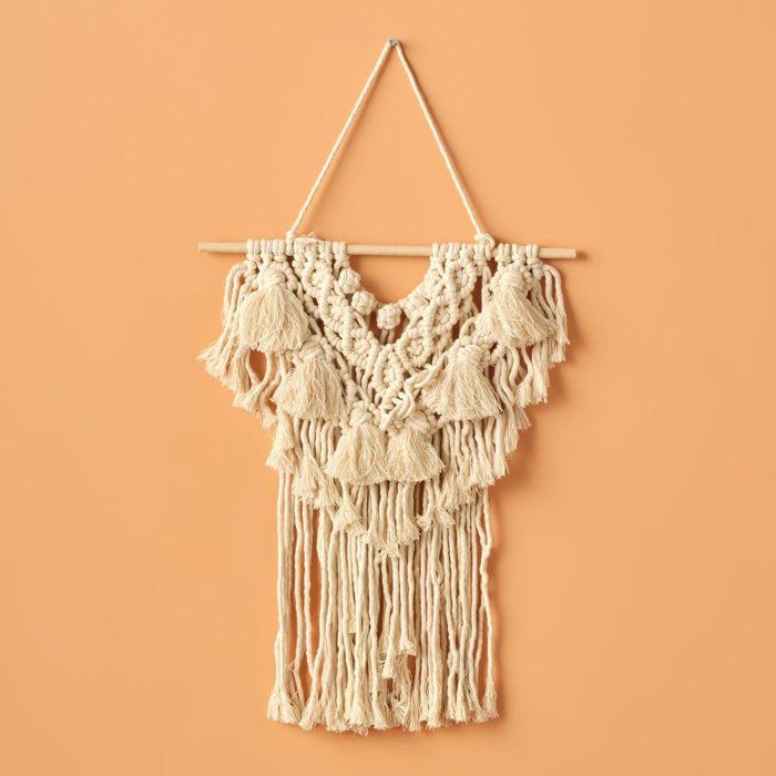 Kalila – décoration murale en macramé naturel (35x45 cm)