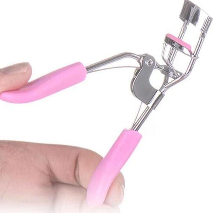 Le recourbe-cils pour femmes offre des cils naturellement recourbés, convient à toutes les formes d'yeux
