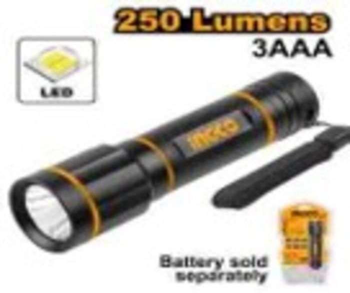 Lampe torche 250 lumens