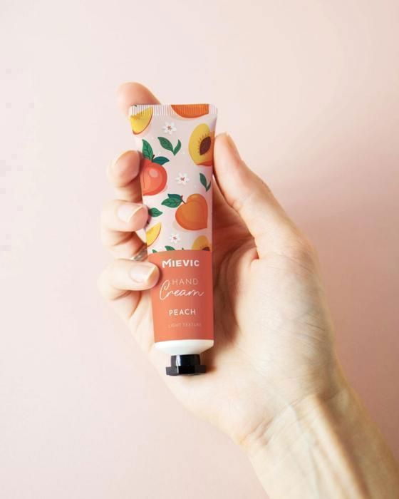 Crème pour les mains à la pêche