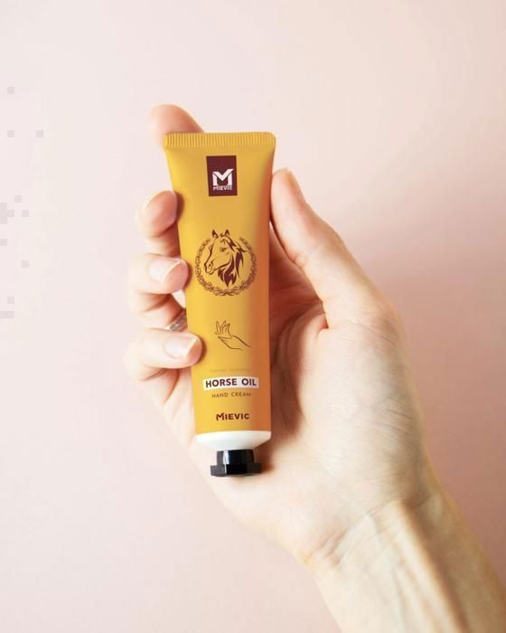 Crème pour les mains à l'huile de cheval