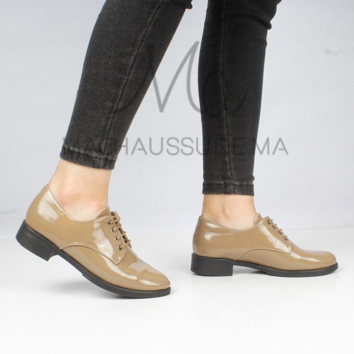 Derbies Femmes Vernis en Beige