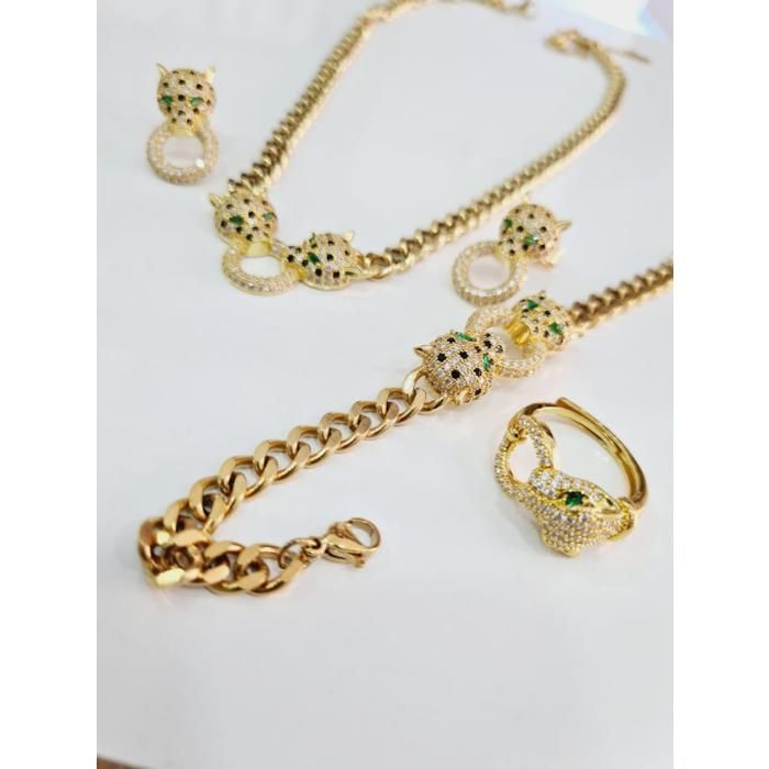 PARURE EN ACIER INOXYDABLE DORE