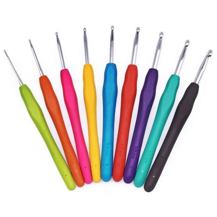 Kit de 9 Crochets à Tricoter Ergonomiques – Manches Souples "Soft Grip" – Idéal pour Arthrite et Longues Sessions