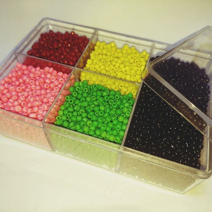 500 Gr Perles pour Bijoux Bricolage Bracelet + boite verre