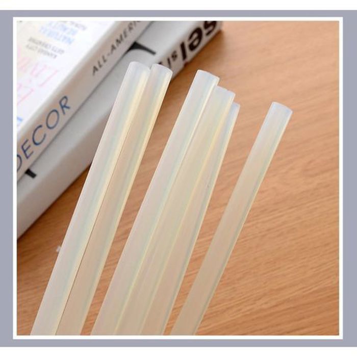 50 pcs Colle chaude 11mm pour pistolet à colle