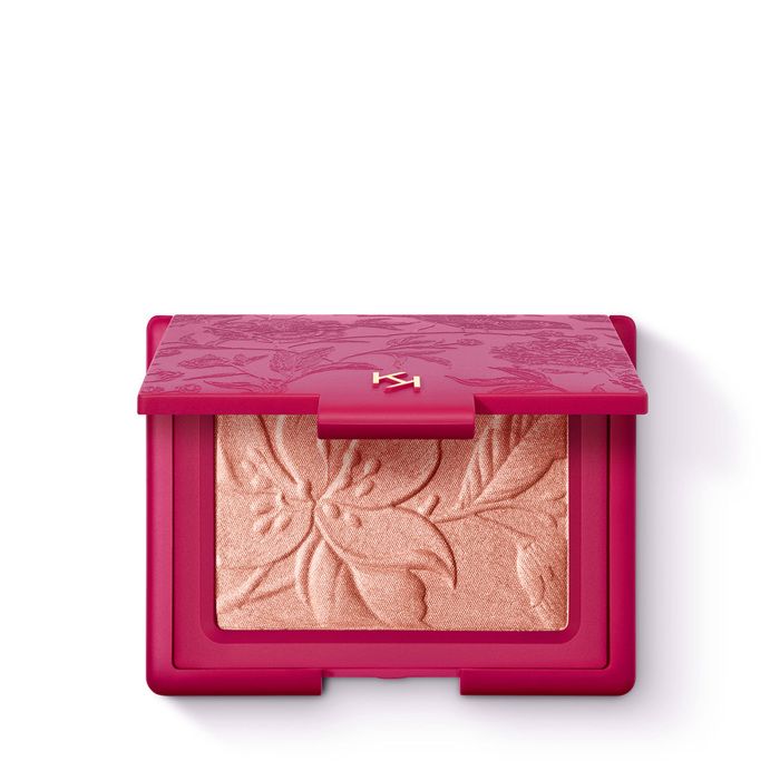 Charming Escape Silky Highlighter 02 Sunrise Apricot -13.5g