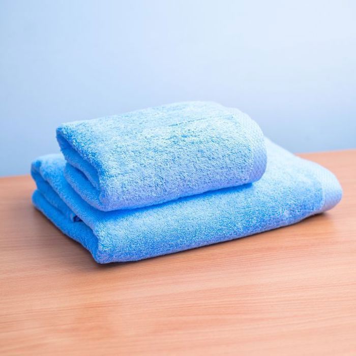 Serviette de bain - Luxe - 70x140 cm - Coton 100% - Absorbante - 1 serviette gratuite 50x90 cm