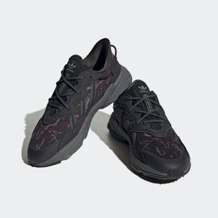 Baskets adidas OZWEEGO