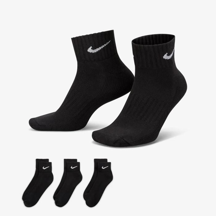 Nike
Chaussettes rembourrées à la cheville (3 paires)