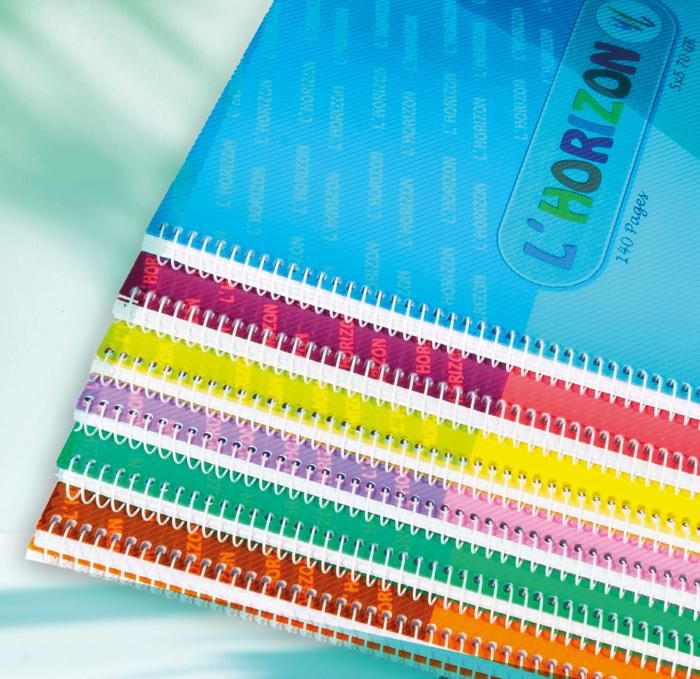 Cahier Spirale  Couverture Plastique Rigide  - 240PAGES