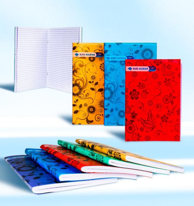 Carnet Piqué Cover.En Polypro.300 Micron -140PAGES -modèle aléatoire