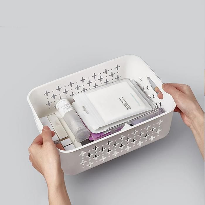 storage baskets middle size white