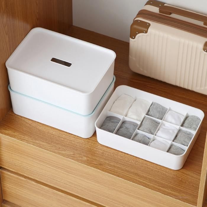 Multi-compartment underwear box with lid white