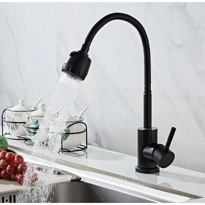 Mitigeur de cuisine noir mat élégant et moderne eau froide