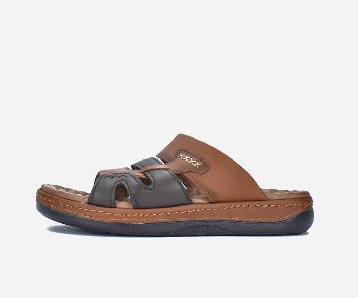 SANDALE EN CUIR
