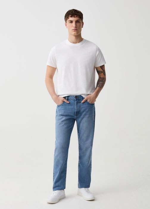 Jean - Non spécifié - Coupe régulière - 100% coton recyclé - Délavage - Cinq poches