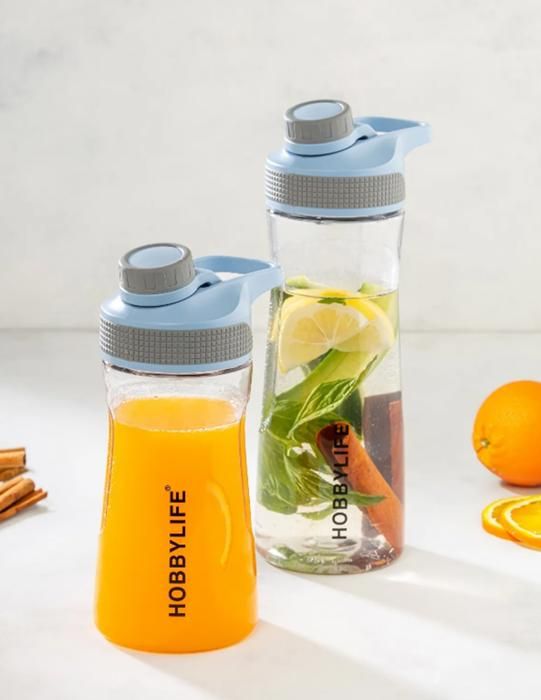 Bouteille d'eau sport gourde en plastique sans BPA 730ml avec fermeture hermétique et filtre intégré - Bleu bouteille transparente